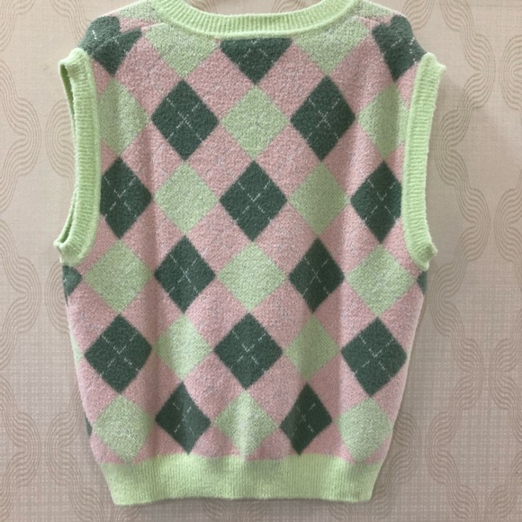 ZARA Sweater Vest - Picture 4 of 8